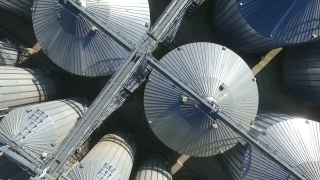 Very beautiful circular flight over the elevator. Many metal cans.