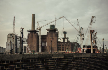 Fototapeta na wymiar Remodeling work for the Battersea Power Station. London