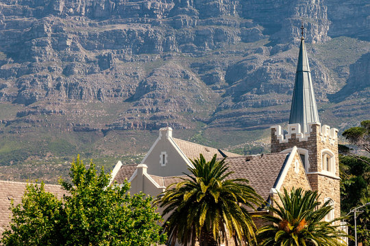 Gardens presbyterian church and Table Mountain in Cape Town, South Africa