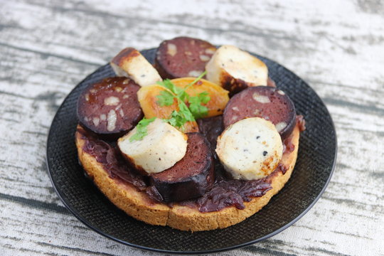 Tartine de boudin noir et blanc