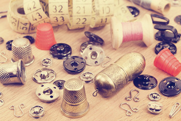 Various vintage sewing accessories and tools
