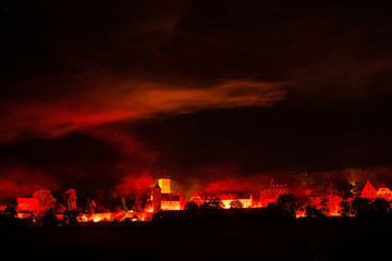 Fototapeta na wymiar Rothenburg in Flammen, Bayern, Deutschland