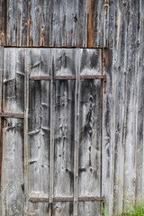 Fensterladen aus Holz