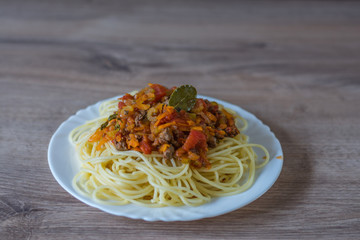 spaghetti bolognese