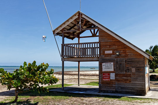 Beach cabin in Pointe Faula beach - Le Vauclin, Martinique FWI