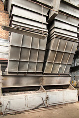 Obraz premium destroyed coal-fired boiler with a heavy brickwork and a double mechanical grate