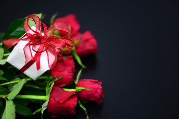 Rote Rosen, Geschenk