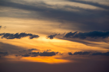 Obraz premium Beautiful and colorful sky in sunset