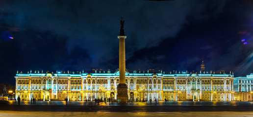 Fototapeta na wymiar Winter Palace in St. Petersburg