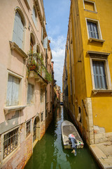 Fototapeta na wymiar Venice cityscape - Italy - architecture background 