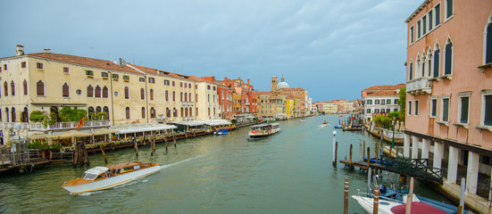 Fototapeta na wymiar VENICE, ITALY - AUGUST 10, 2017: famous grand canale, Venice, Italy
