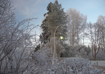 lantern, winter landscape on the screensaver or Wallpapers, Russia, St. Petersburg, Pavlovsk, a lot of snow