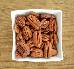 Pecan halves