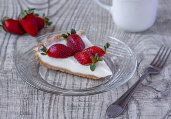 Pastel  de queso con fresas
