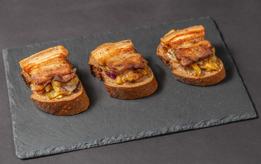  Stew of pork belly with apples, onion and sugar. Aebleflæsk. 