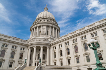 Fototapeta na wymiar Wisconsin State Capital Building