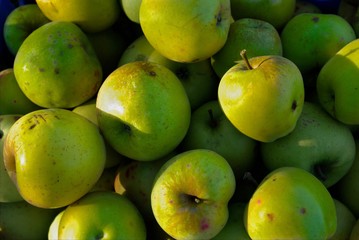 Manzanas verdes