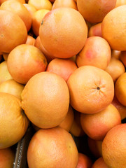 Grapefruit on the counter in the store