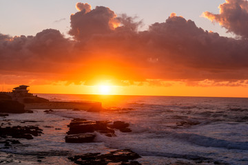 Fototapeta na wymiar Beautiful sunset at the coast, La Jolla, San Diego, California.