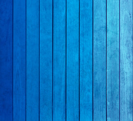 dégradés de bleu sur lamelles de bois 