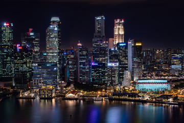 Fototapeta premium Singapore skyscrapers at night