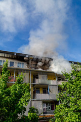 Berlin, Land Berlin, 08.06.2018 ein Wohnungsbrand in einem Hochhaus (redaktionell)