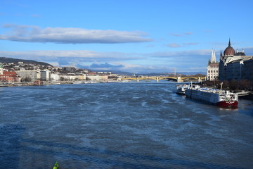 Fototapeta premium Budapest - Danube