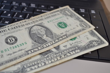  Dollar on keyboard