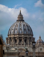 Fototapeta na wymiar Dome of St. Peter's Basilica in Vatican City, Italy
