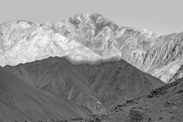 Fototapeta na wymiar Himalaya Mountains, Sunrise, Leh-Ladakh