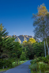 戸隠山の夜明け