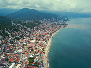 プエルトバジャルタの街並み空撮