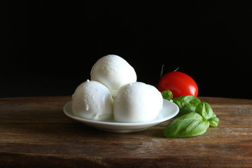 mozzarella fresca di bufala - obrazy, fototapety, plakaty