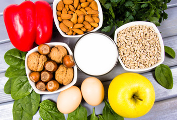 The ingredients of the dishes containing vitamin E. A healthy diet.