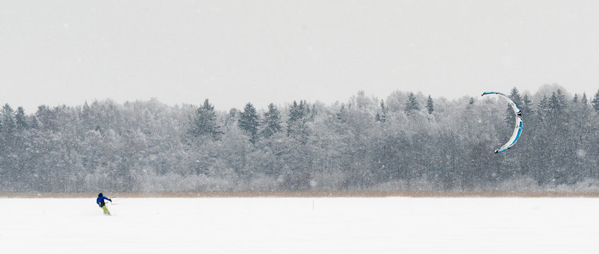 Snowkite