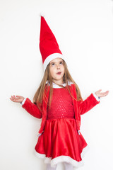 Kind als Weihnachstfrau verkleidet