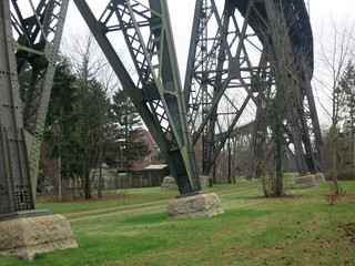 Brücke von unten