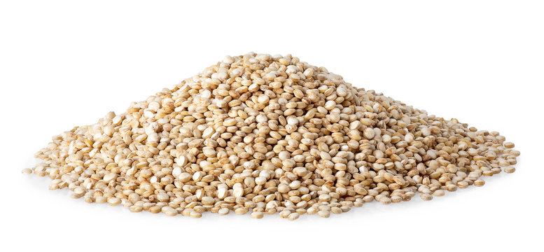 heap of quinoa seeds