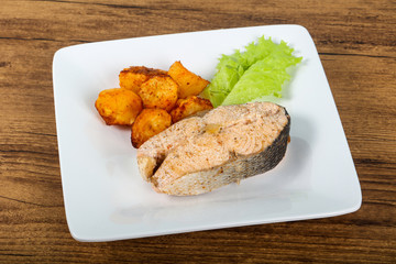 Steamed salmon