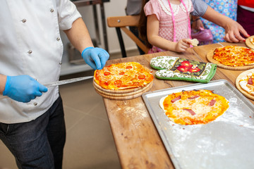 master class cooking children's pizza