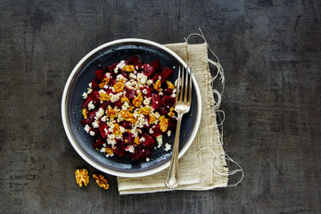 Salad with roasted beetroot