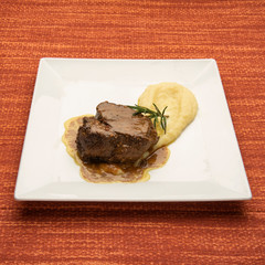 fillet with mashed potatoes