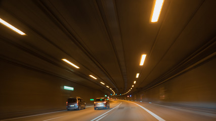 Autobahn Tunnel