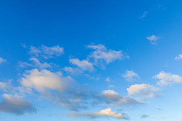 Naklejka na ściany i meble Blue skies with a few white fluffy clouds 591