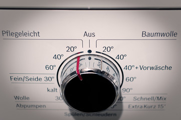 Rotary knob of a washing machine set to environmentally friendly 20 degrees