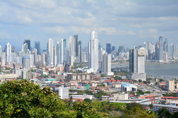 Fototapeta na wymiar Panama City Skyline at Sunset - Horizon Ville de Panama 