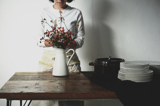 preparing table