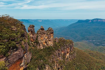 Papier Peint photo Trois sœurs The Three Sisters from Echo Point in the Blue Mountains National Park at Sunset.