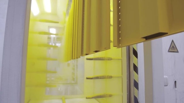 Coloring of metal parts. Powder coating technology in an electrostatic field