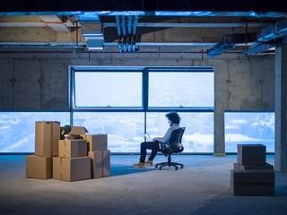 Naklejka premium businessman on construction site